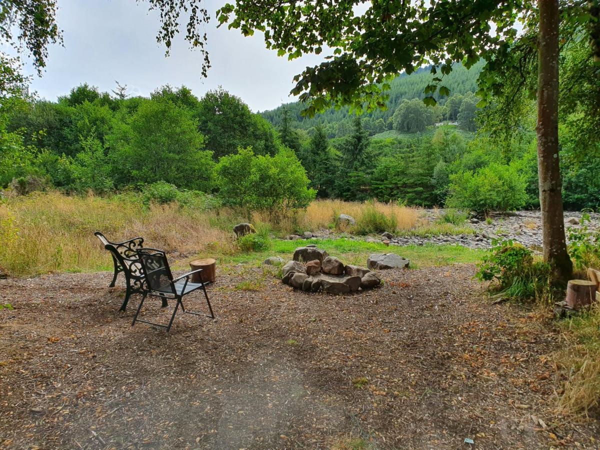 River Hot Tub Apartment Drumnadrochit